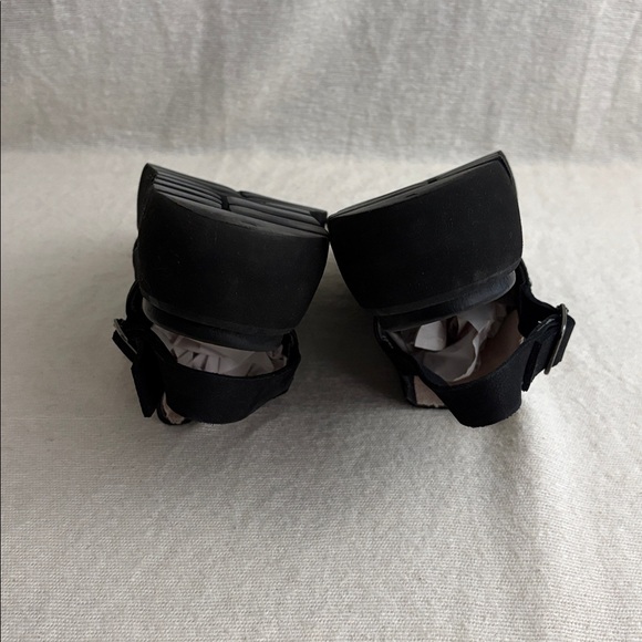 Lofina Chunky Leather Platform Wedge Sandal - Picture 8 of 8